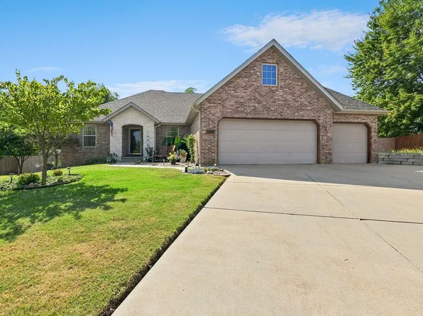 3186 N Nixon Avenue, Springfield, MO 65803