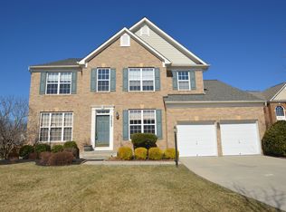 25883 Nellie Ct, Chantilly, VA 20152