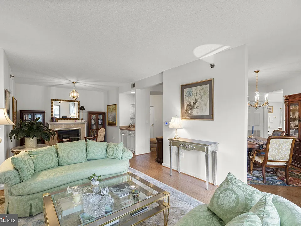 3005 S Leisure World Blvd #211
