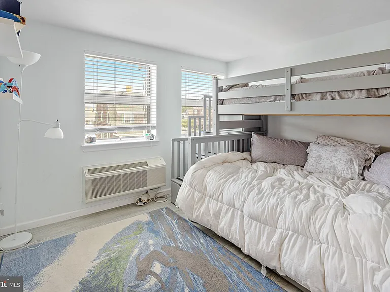 9 Pearl St #1G — Photo 27