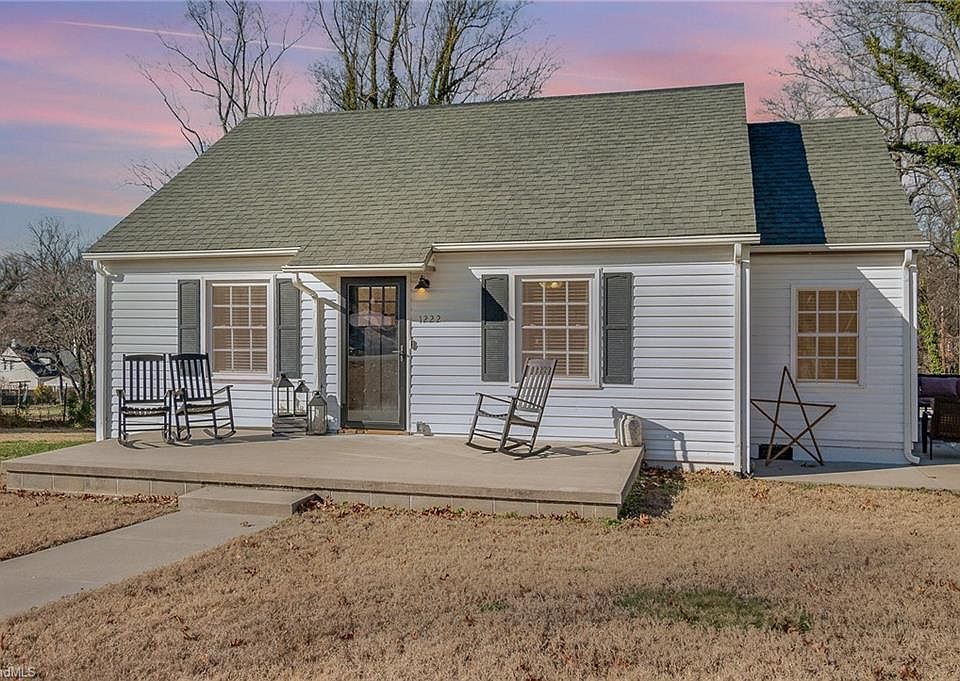 1st image of 1222 Maiden Ln