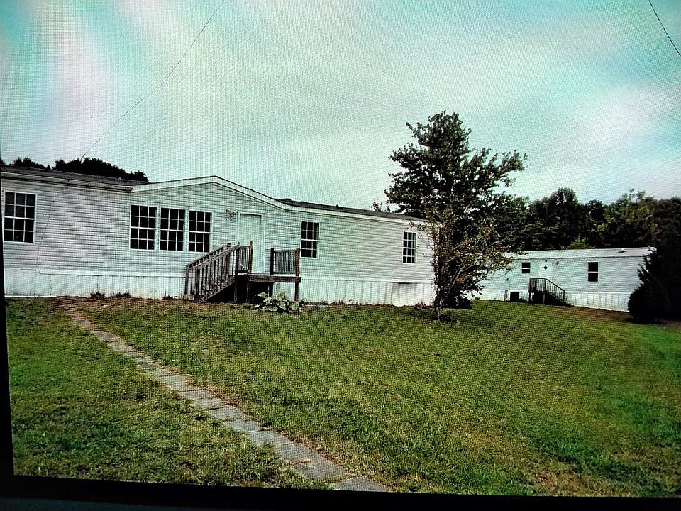 1st image of 3200 Woodhaven Ln