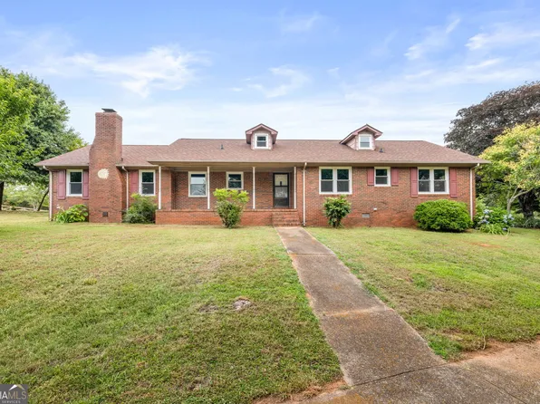 125 Smoke Rise Dr, Baldwin, GA 30511