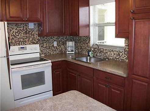 2nd image of 4460 Ironwood Cir APT 306A