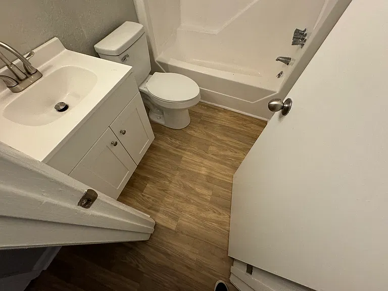 1901 Morehead Ave #3 — Photo 6