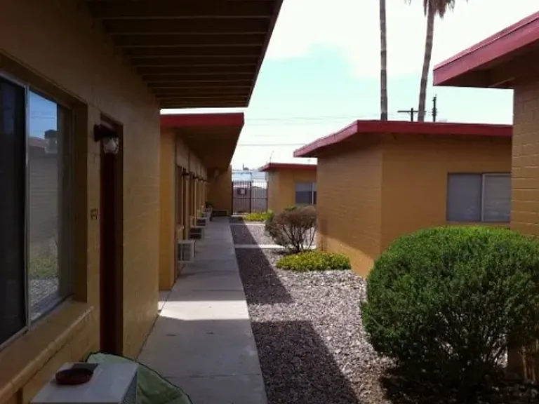 The Circa Apartments — Photo 3