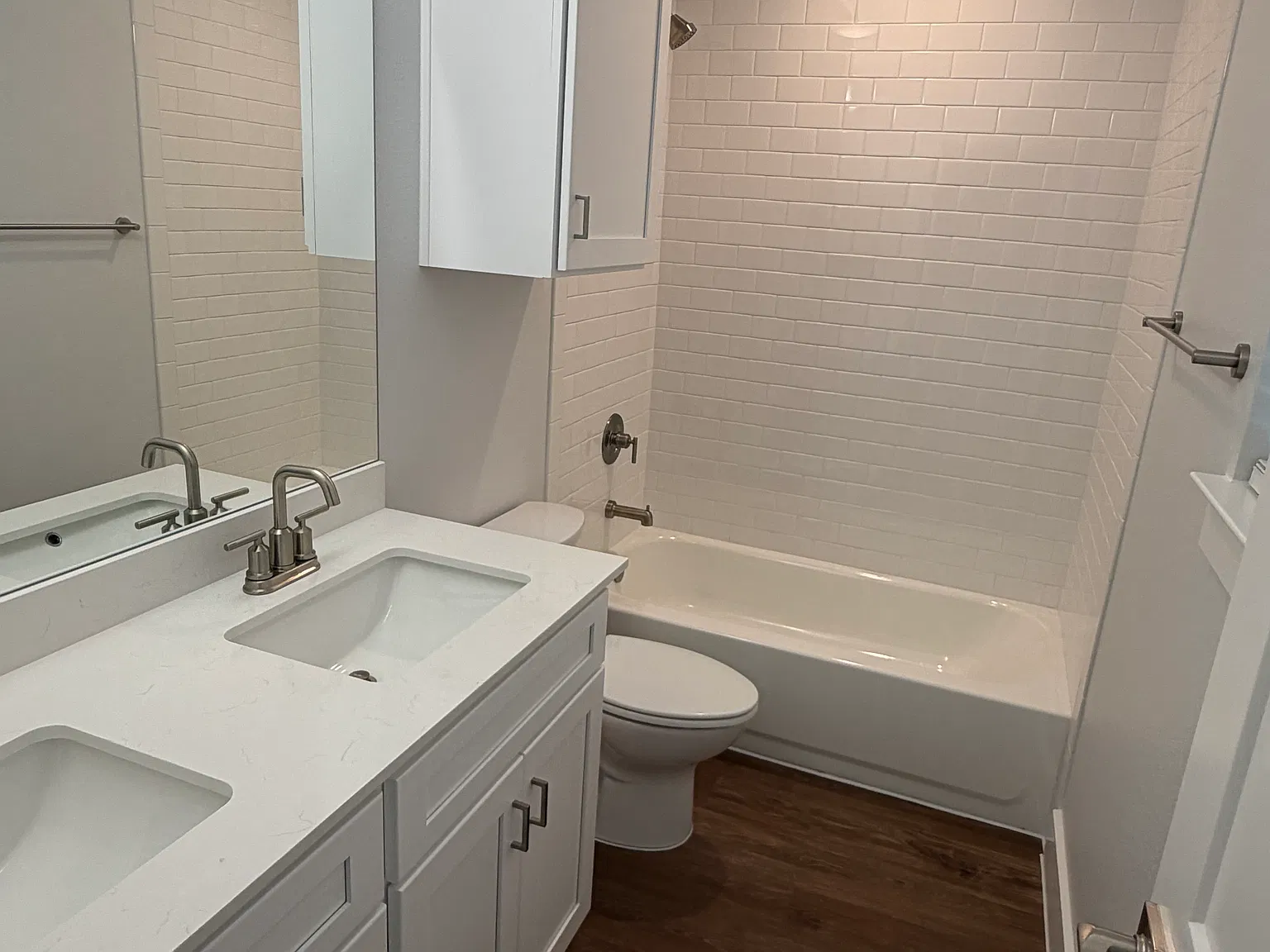 3 bed, 1500 sqft, $2,100 — Photo 3