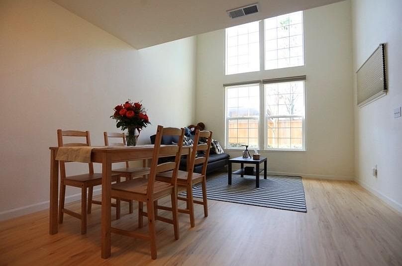 2nd image of 2041 5th St