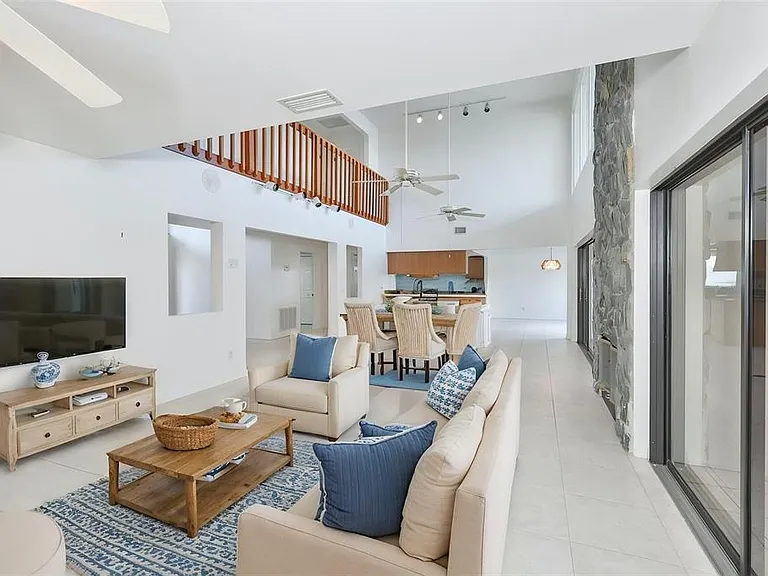 929 Symphony Isles Blvd — Photo 12