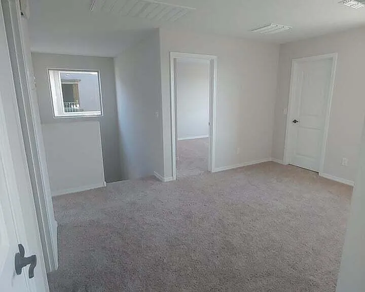 8746 W Solano Dr — Photo 8