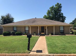 3210 Pine Bluff St, Paris, TX 75460