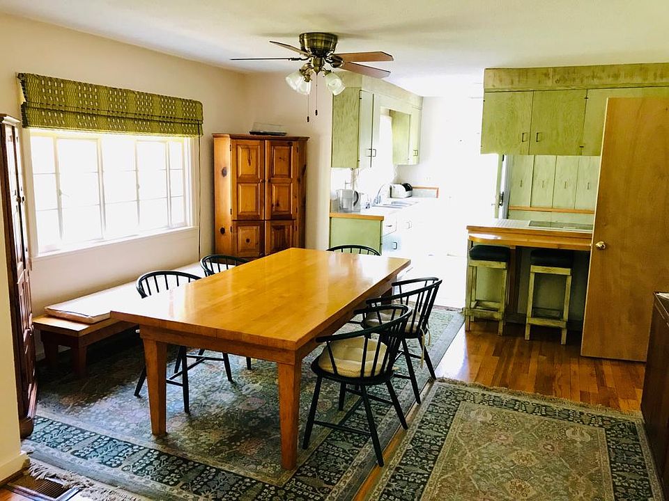 Dining/Kitchen
