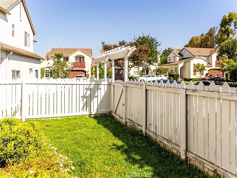 149 Trellis Ln — Photo 25