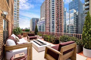 305 East 40th Street, #19F