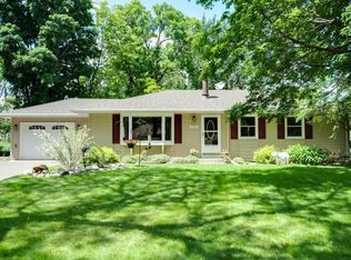 2595 Randy Ave, White Bear Township, MN 55110