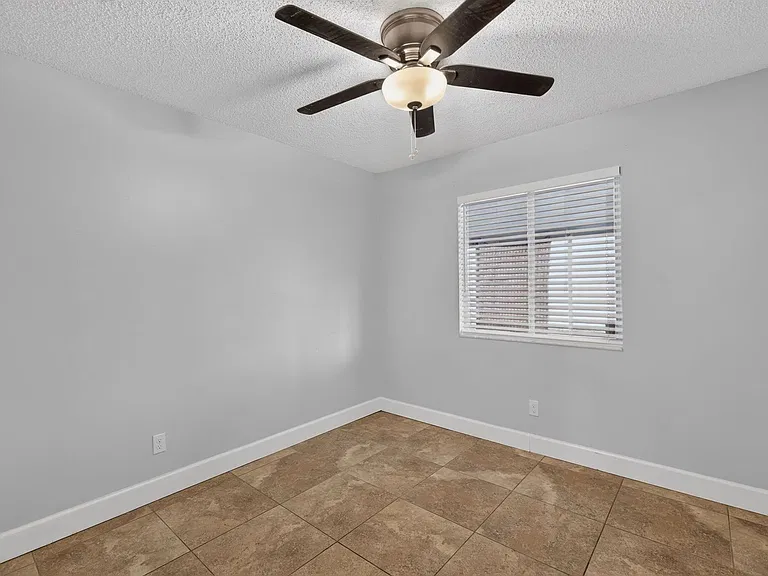 12310 Tavares Ridge Ct — Photo 17