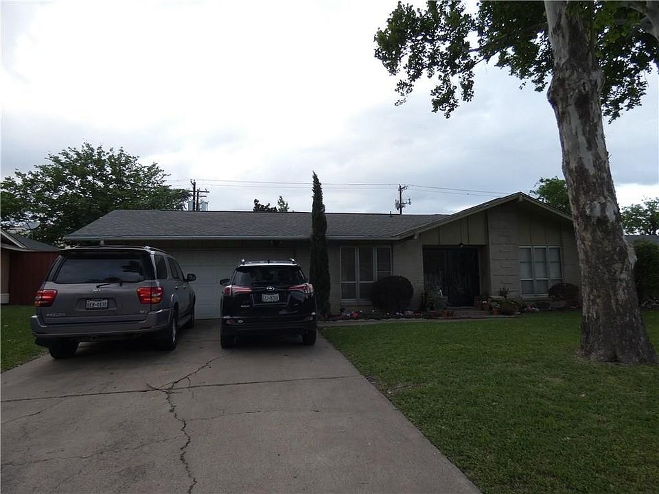 1st image of 8217 Greenhollow Ln
