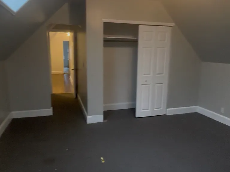 4323 Katonah Ave — Photo 10