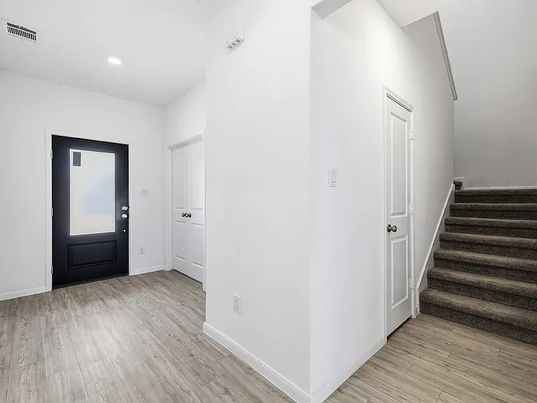 14014 Roller Mls — Photo 13
