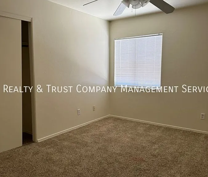 4042 E Fairmount St #1 — Photo 12