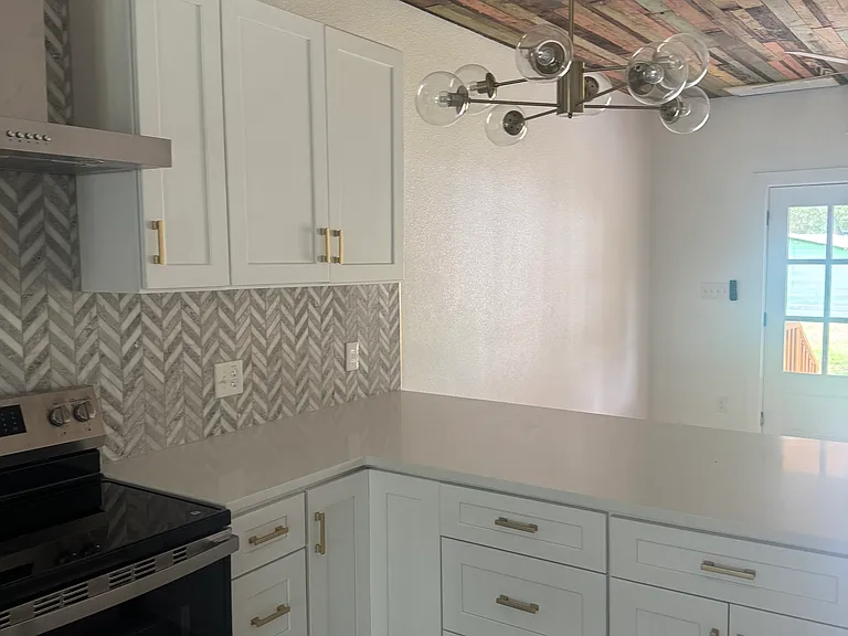 314 Lone Star Blvd — Photo 6