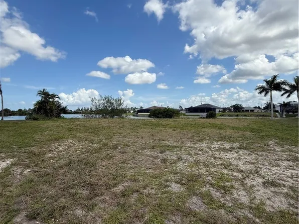 1729 NW 8th Ter, Cape Coral, FL 33993