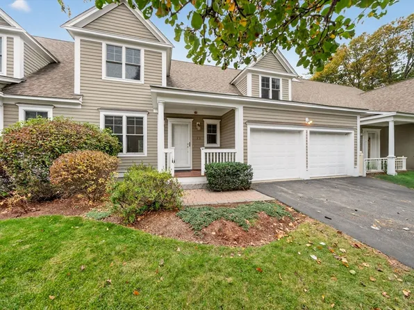 22 Sanctuary Ln #22, Hopkinton, MA 01748