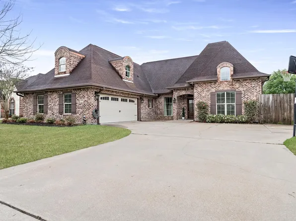 106 Kippers Ct, Lumberton, TX 77657