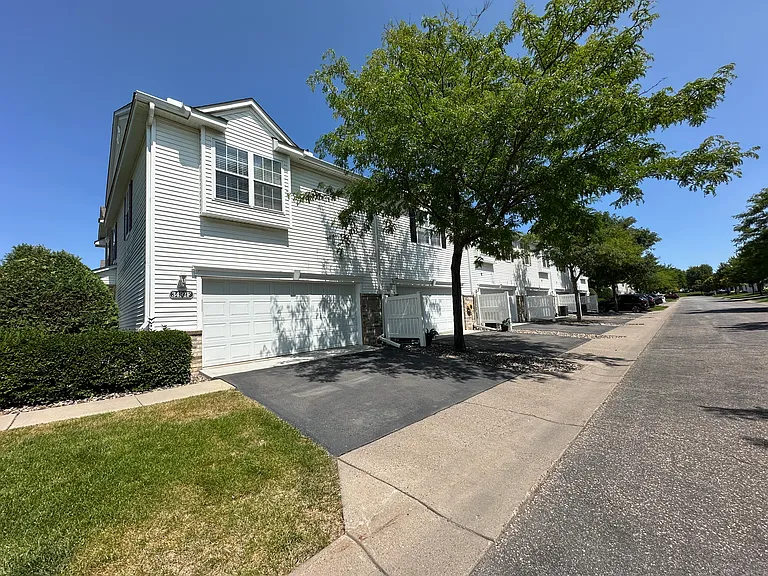 3492 Cherry Ln #F — Photo 11