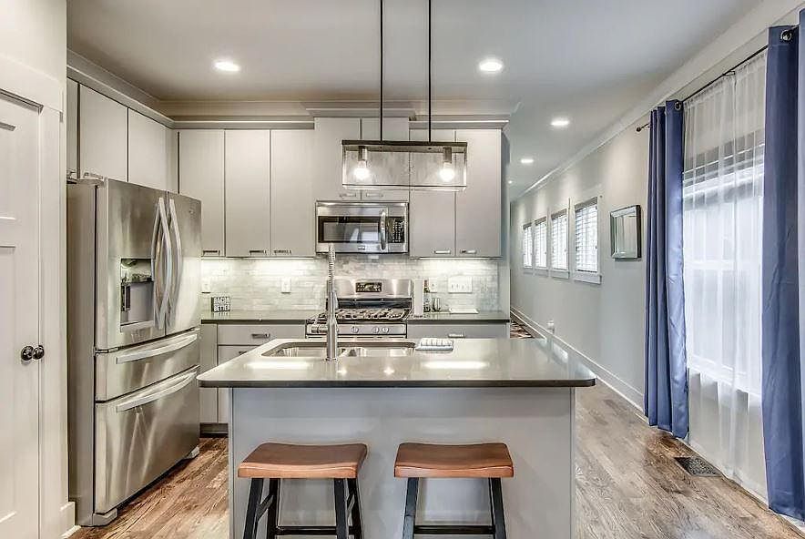 2114 14th Ave N, Nashville, TN 37208 | Zillow