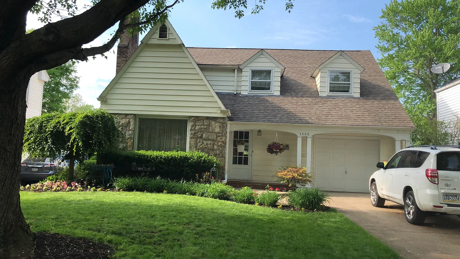 1323 Ashton Rd photo 1