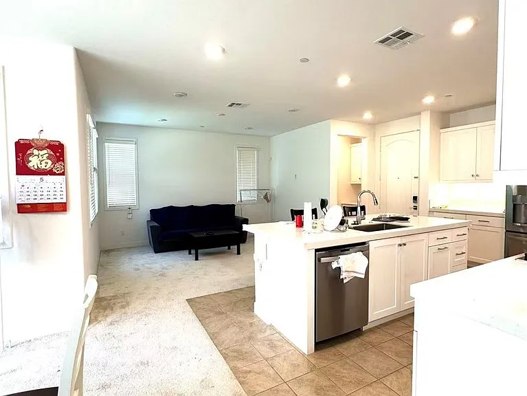 1657 Rosewell Rd — Photo 4