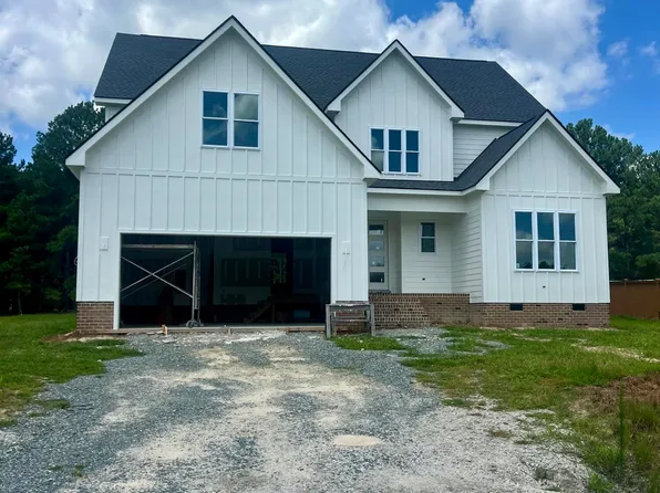 72 Warner Hill Ct, Fuquay Varina, NC 27526