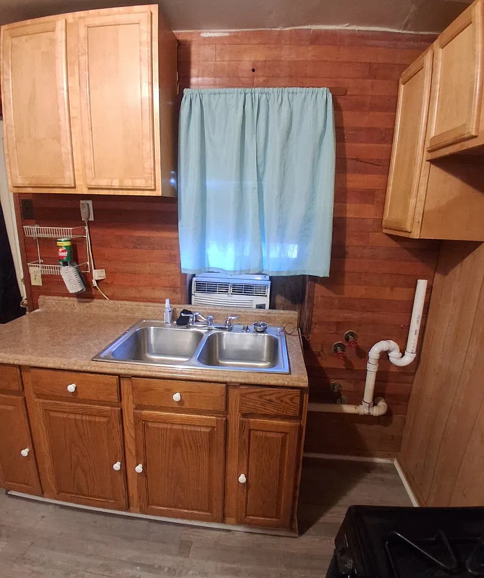 2 bed, 850 sqft, $1,000 — Photo 1