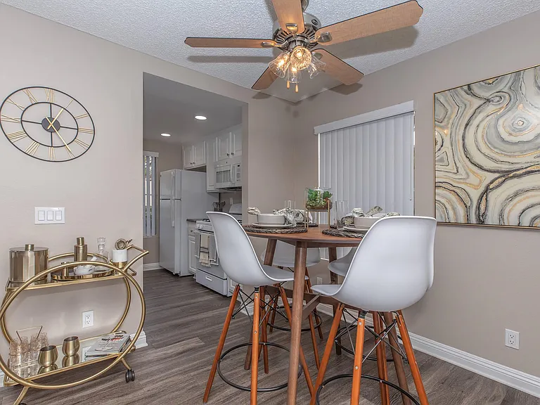 Villas Aliento Apartment Homes — Photo 13