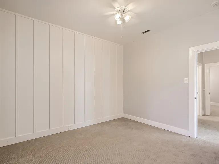 445 N Washington St — Photo 22