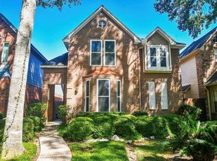 6617 Tournament Dr, Houston, TX 77069