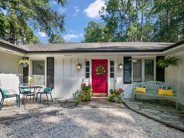 265 Oakmont Circle, Pinehurst, NC 28374