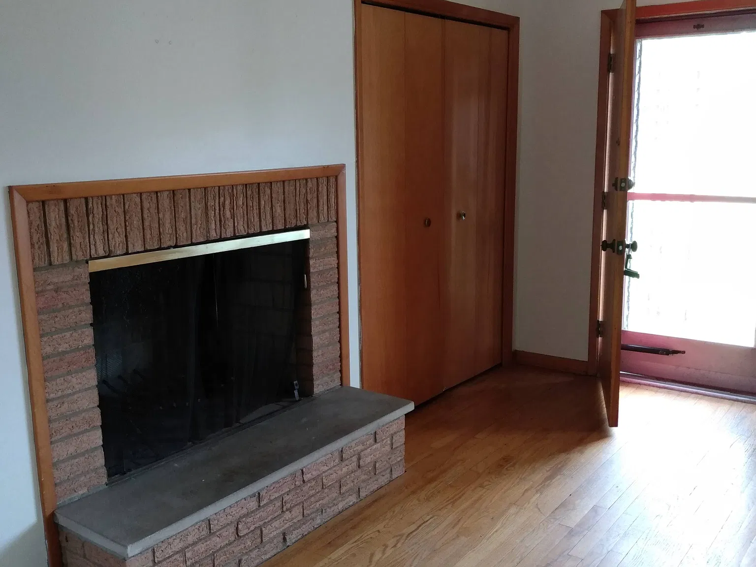 1101 Wilmington Ave — Photo 3