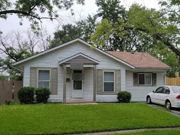 2855 223rd Pl, Sauk Village, IL 60411
