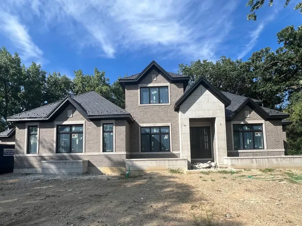 7 Shiloh Ct, Burr Ridge, IL 60527