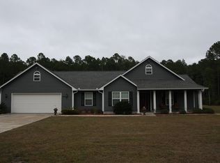 304 Serenity Farms Rd, Woodbine, GA 31569