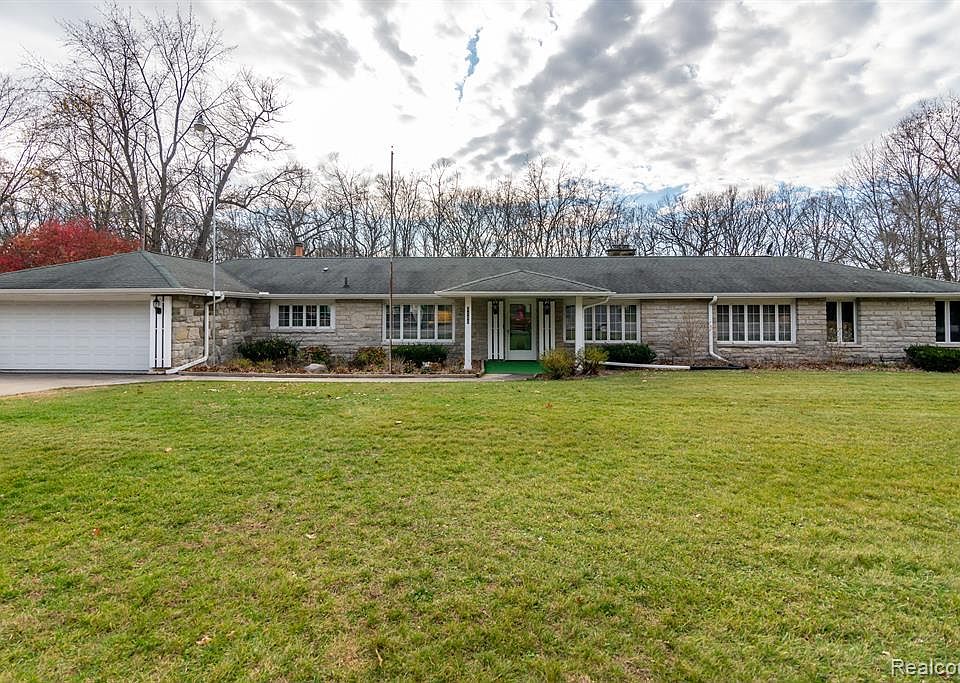 3120 Old Kawkawlin Rd, Bay City, MI 48706 Zillow