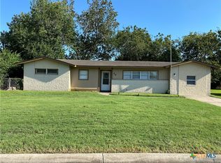 54 Hamilton St, Point Comfort, TX 77978