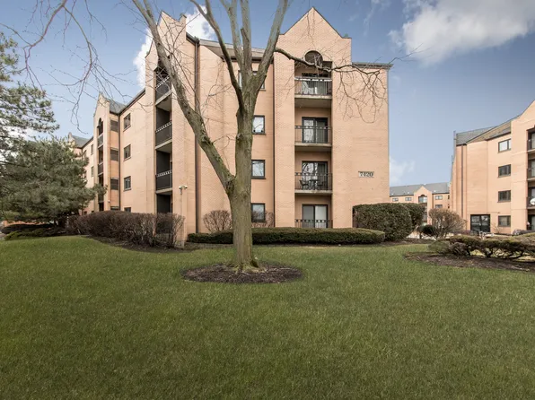 7420 W Lawrence Ave Unit 109, Harwood Heights, IL 60706