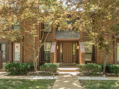 2012 Trailcrest Ln APT 8, Saint Louis, MO, 63122