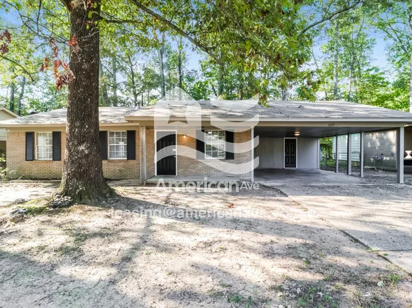 6105 Santa Monica Dr, Little Rock, AR 72209