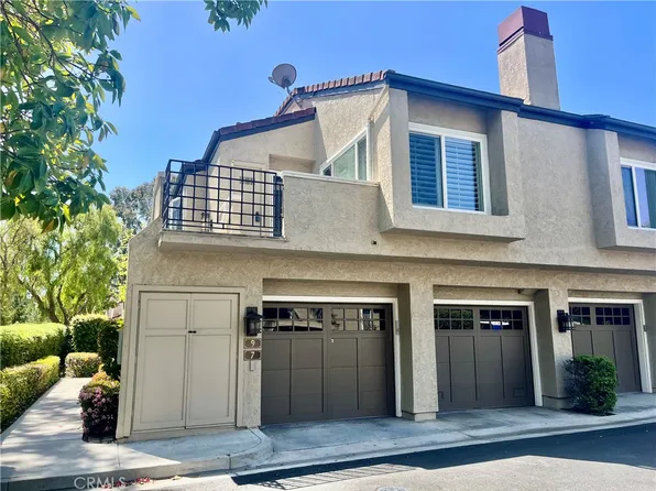 9 Stanford Ct #102, Irvine, CA 92612