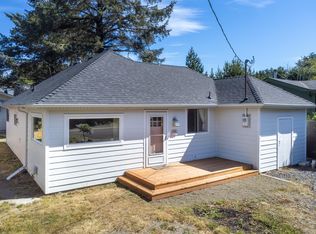 135 Laurel St, Gleneden Beach, OR 97388