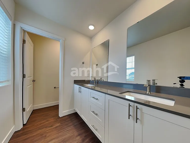 7714 Verona Loop SW — Photo 16